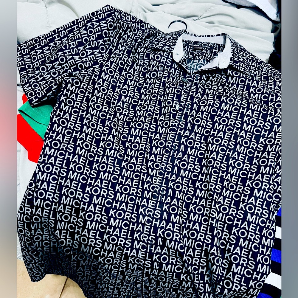 Michael Kors Short Sleeve Button Down